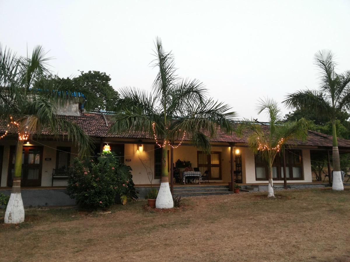 V Resorts Mahua Bagh Murud Nāndgaon Exterior foto