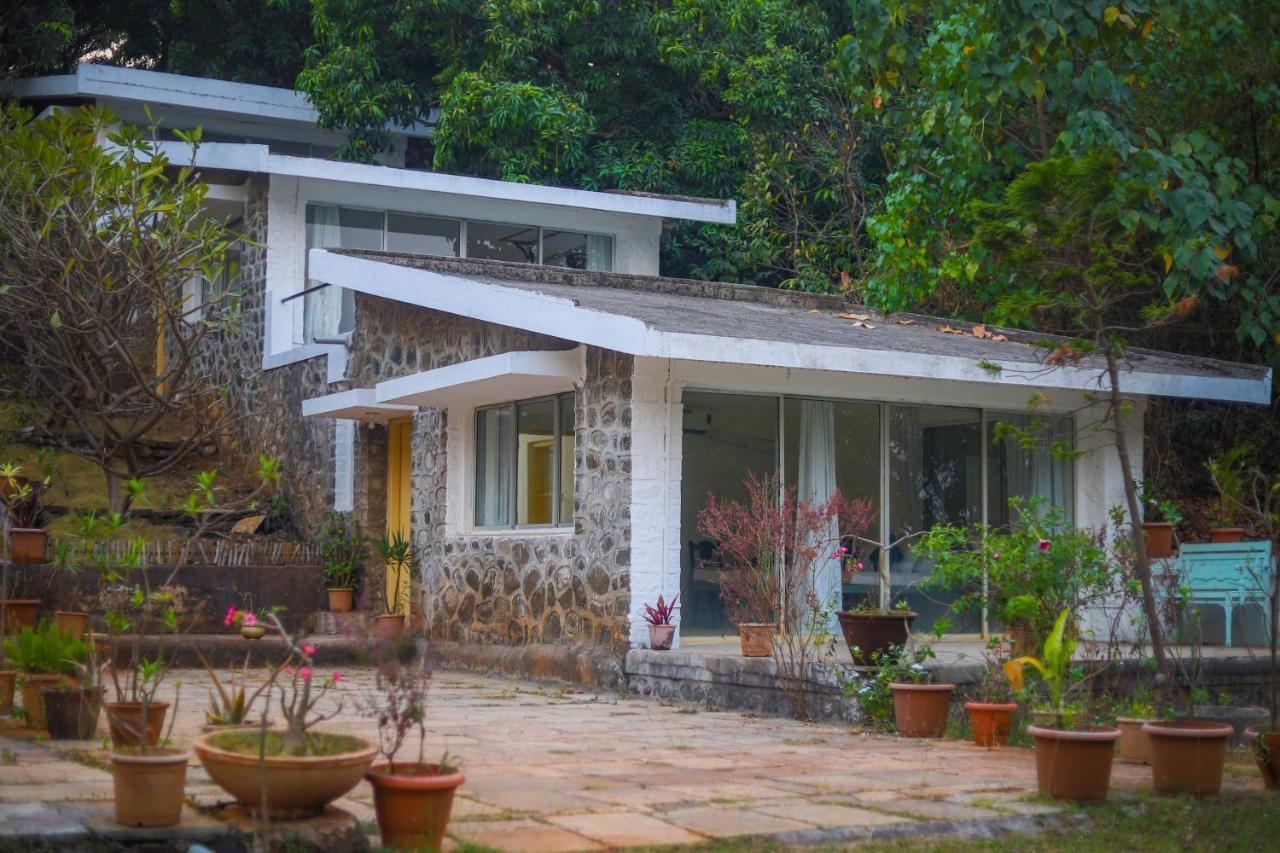 V Resorts Mahua Bagh Murud Nāndgaon Exterior foto