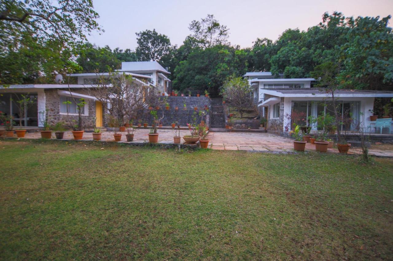 V Resorts Mahua Bagh Murud Nāndgaon Exterior foto